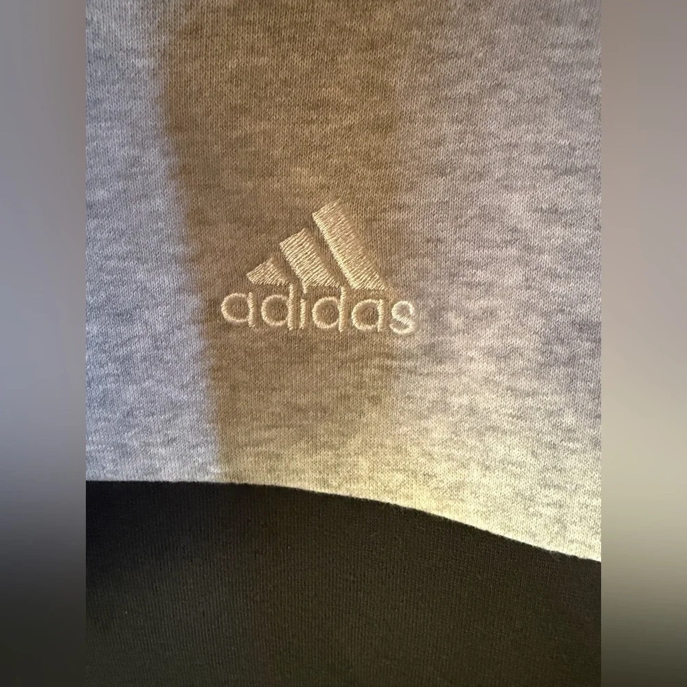 Adidas Jrs XL Black and Gray Hoodie Sweater - Picture 5 of 8